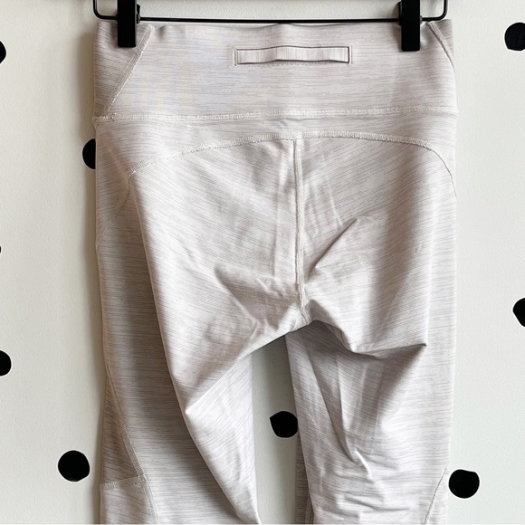 Outdoor Voices TechSweat 3/4 Two-Tone Leggings Coyote/Atmosphere Small - Picture 5 of 9